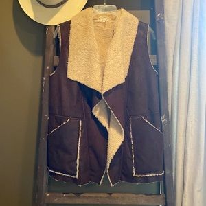 Vest made by Entro. Size Small.